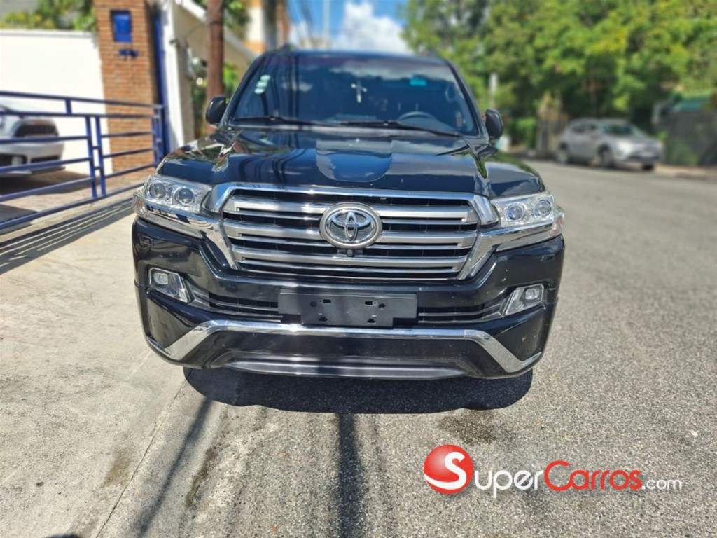2018 Toyota Land Cruiser — foto 2 / 12