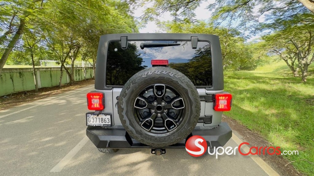 2016 Jeep Wrangler Trail Rated OSCAR MIKE — foto 10 / 10