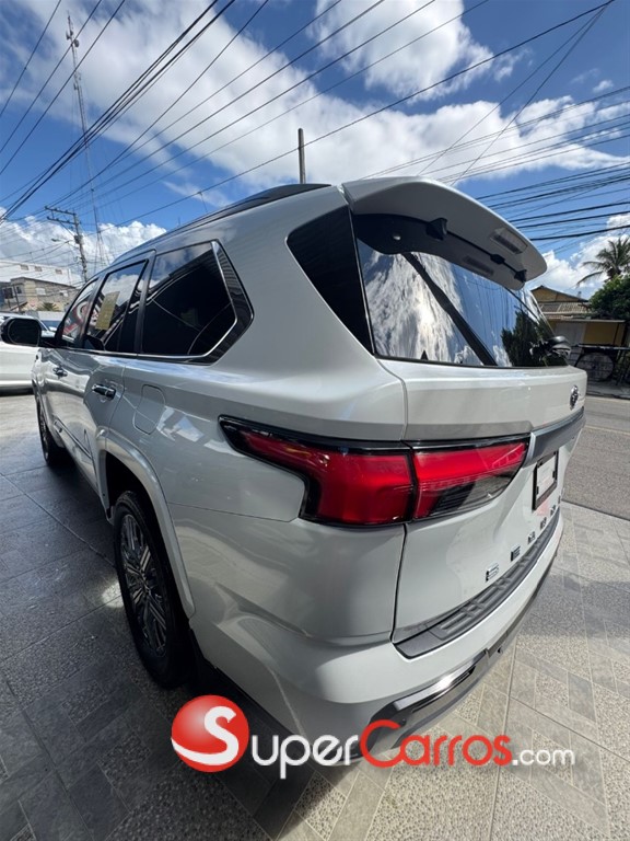2026 Toyota Sequoia Capstone — foto 3 / 12