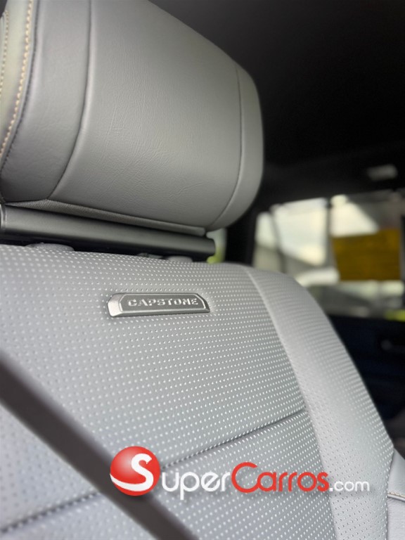 2026 Toyota Sequoia Capstone — foto 9 / 12