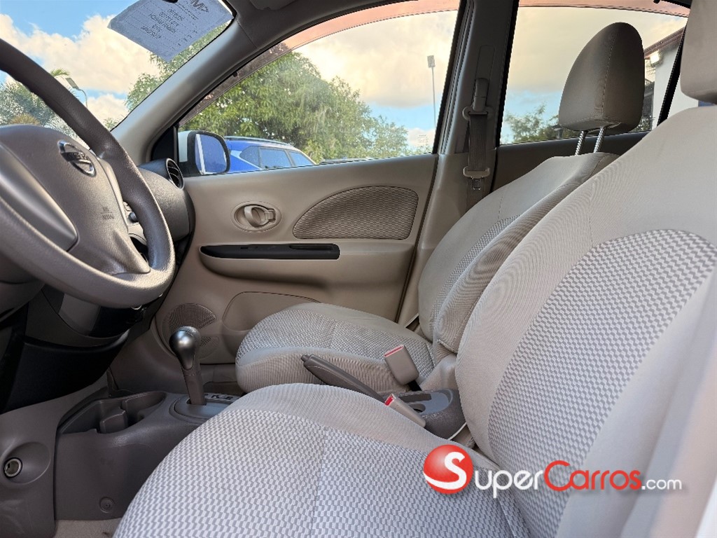 2019 Nissan March — foto 6 / 12