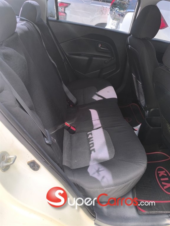 2018 Kia Rio — foto 6 / 6