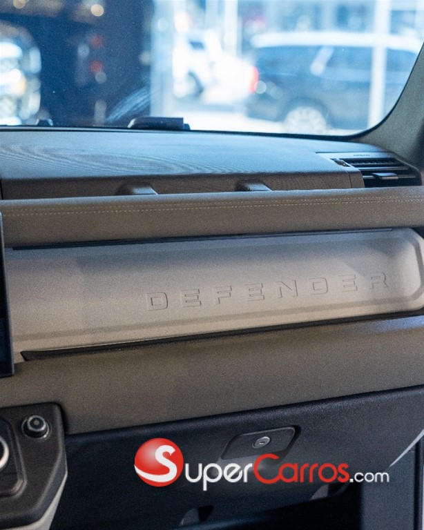 2023 Land Rover Defender 110 S — foto 10 / 12