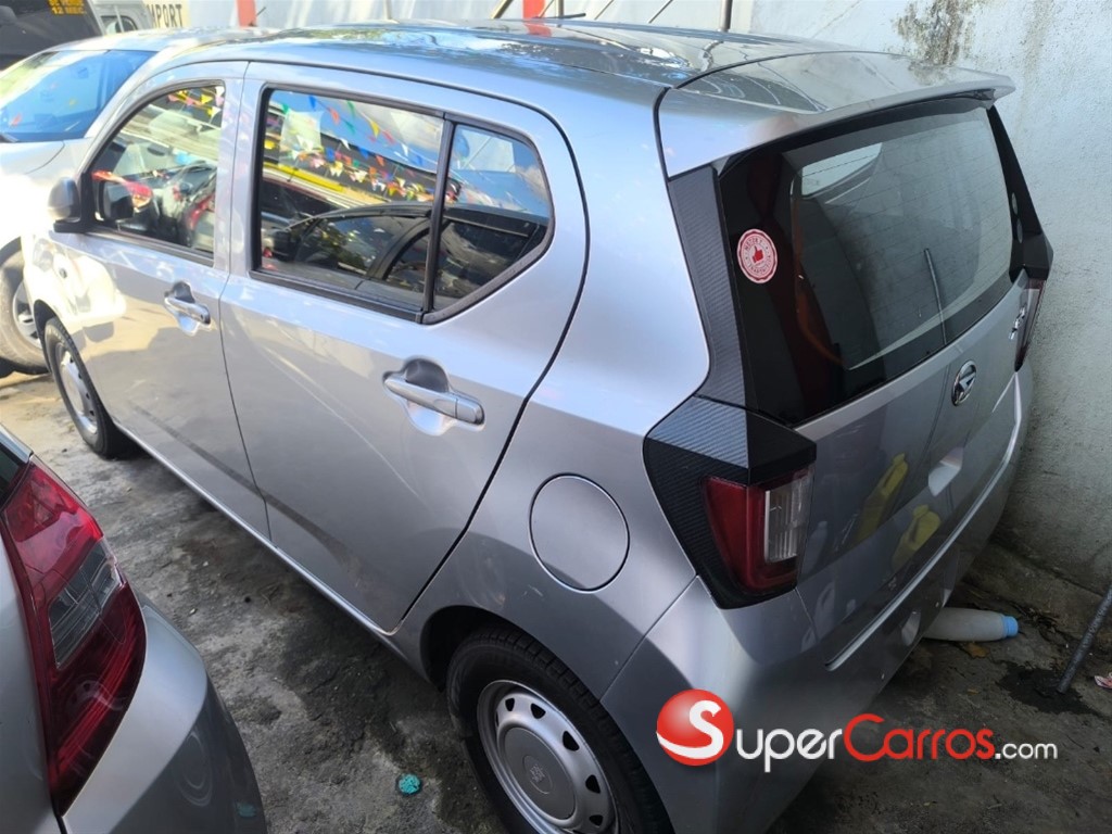 2018 Daihatsu Mira — foto 2 / 4