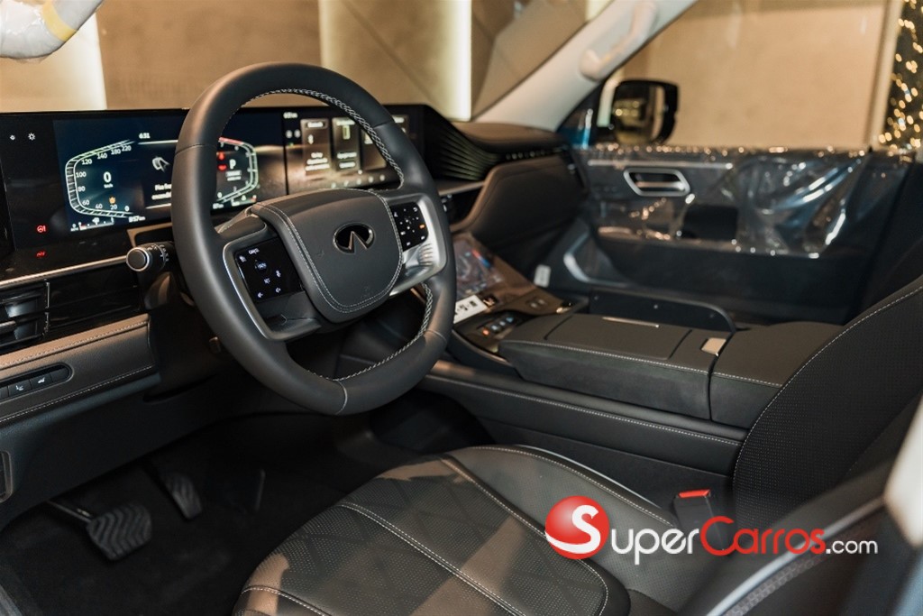 2026 Infiniti QX-80 — foto 7 / 11