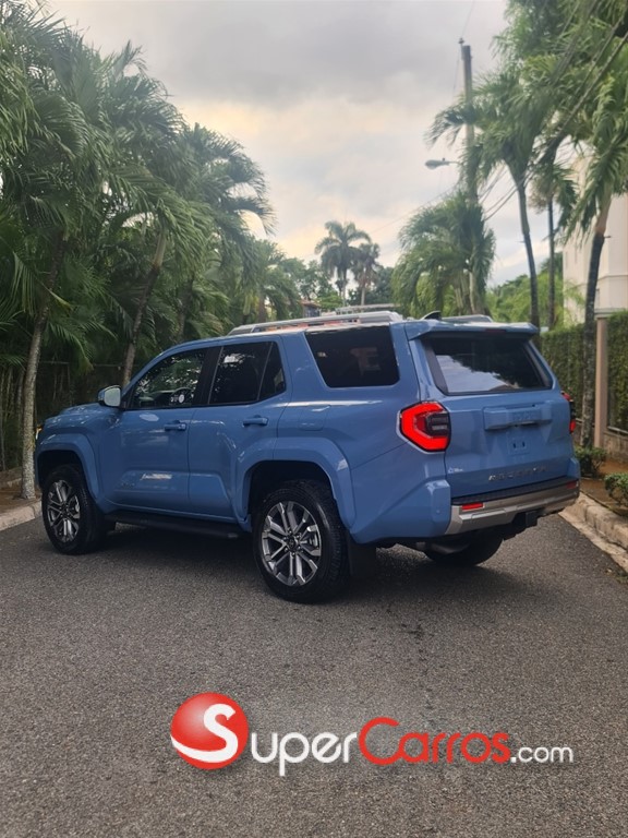 2026 Toyota 4 Runner Limited — foto 3 / 8