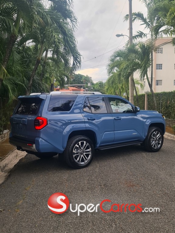 2026 Toyota 4 Runner Limited — foto 4 / 8
