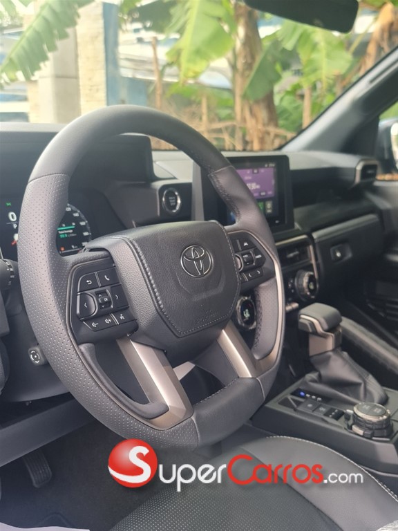 2026 Toyota 4 Runner Limited — foto 5 / 8