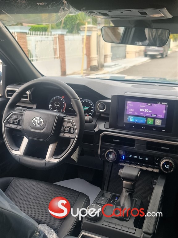 2026 Toyota 4 Runner Limited — foto 7 / 8