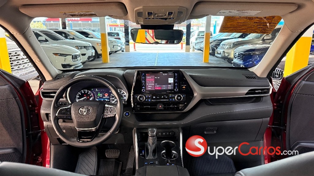 2021 Toyota Highlander XLE — foto 11 / 12