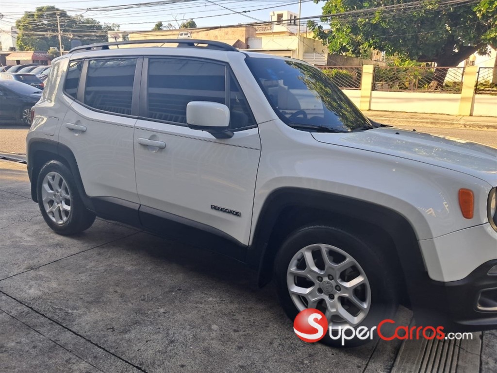 2018 Jeep Renegade Latitude — foto 4 / 11