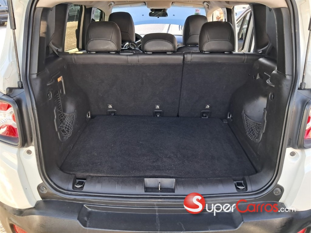 2018 Jeep Renegade Latitude — foto 6 / 11