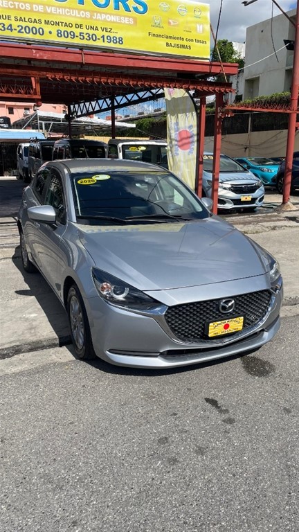 2020 Mazda 2 — foto 2 / 11