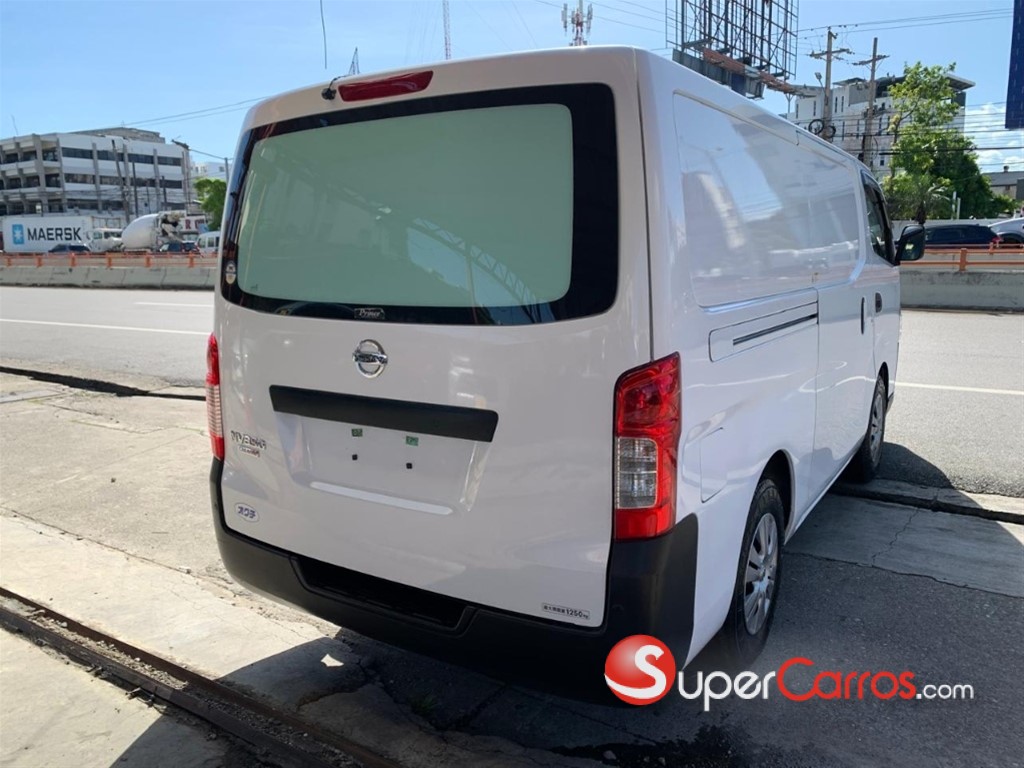 2020 Nissan Caravan — foto 3 / 7