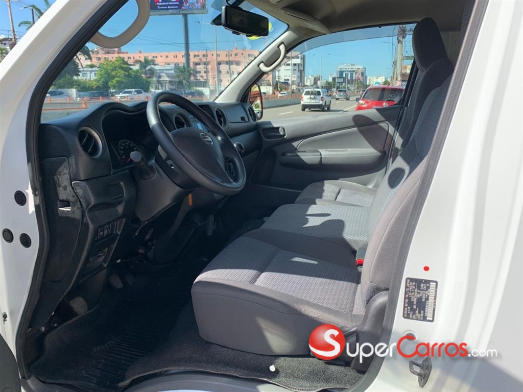 2020 Nissan Caravan — foto 6 / 7