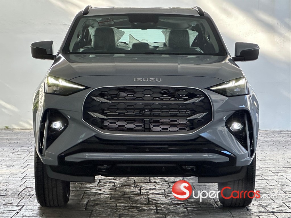 2027 Isuzu Mux — foto 2 / 8