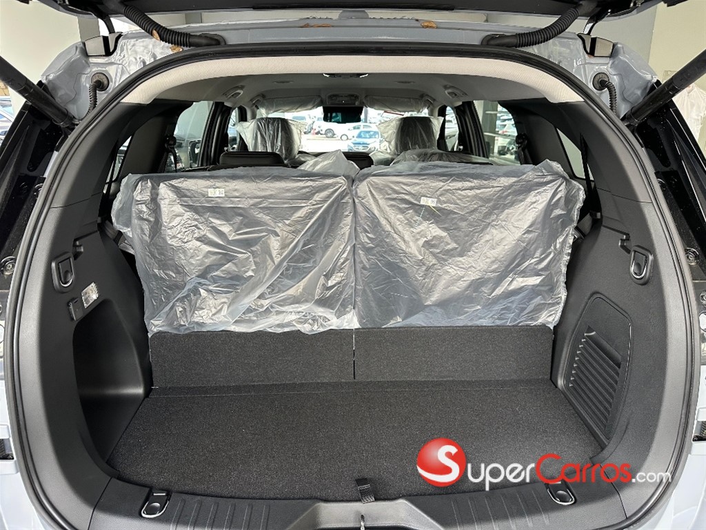 2027 Isuzu Mux — foto 8 / 8