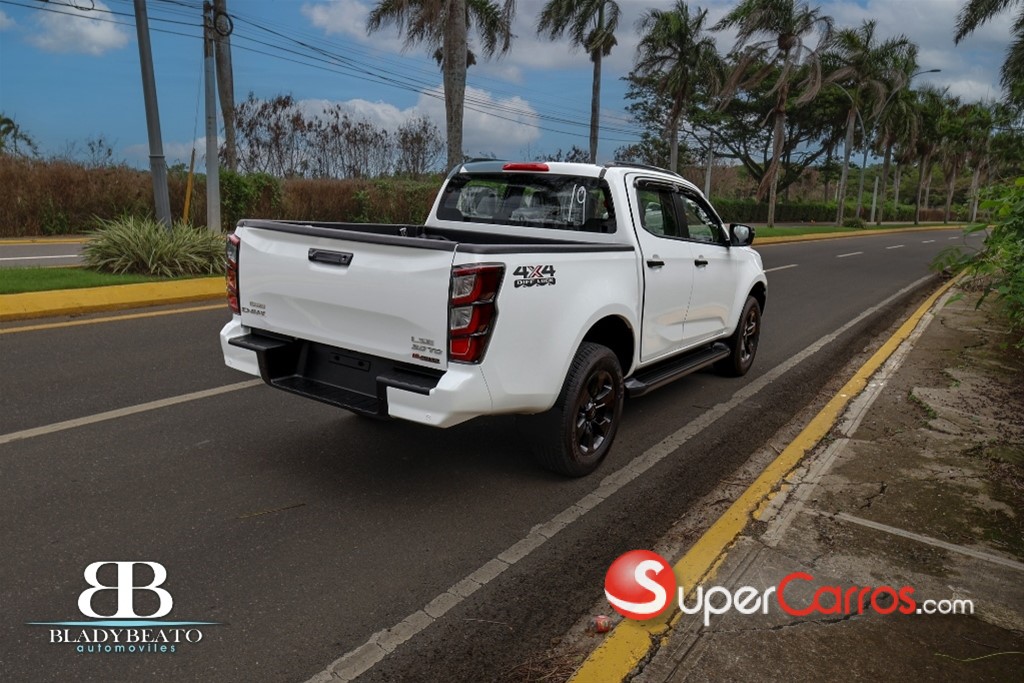 2026 Isuzu DMAX — foto 8 / 11