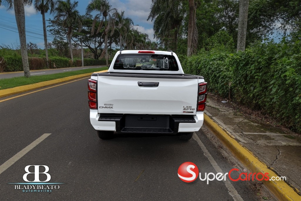 2026 Isuzu DMAX — foto 9 / 11