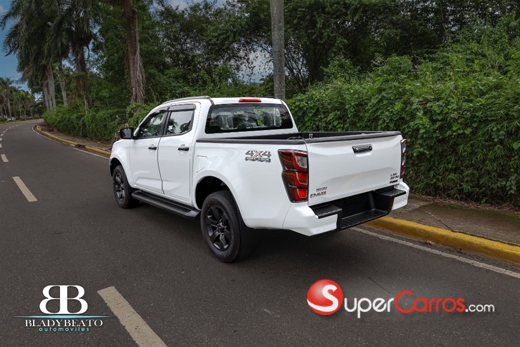 2026 Isuzu DMAX — foto 10 / 11