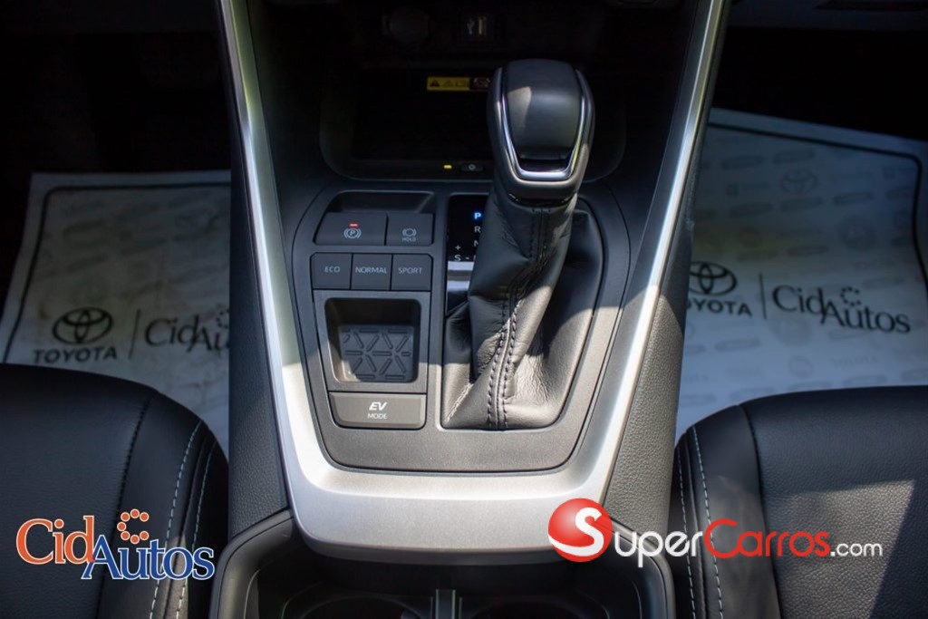 2026 Toyota RAV4 Hybrid TSS — foto 7 / 11
