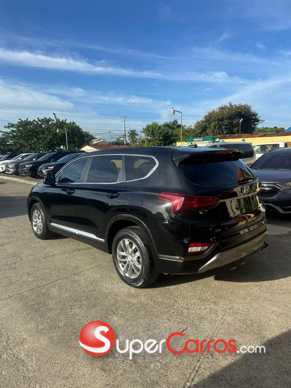 2020 Hyundai Santa Fe SE — foto 2 / 12