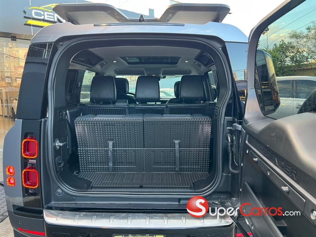 2020 Land Rover Defender P400 — foto 9 / 12