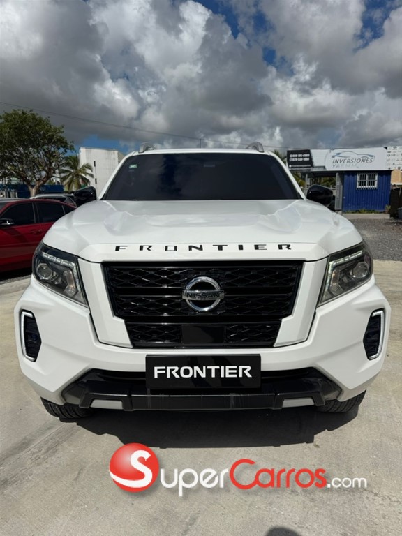 2017 Nissan Frontier LE