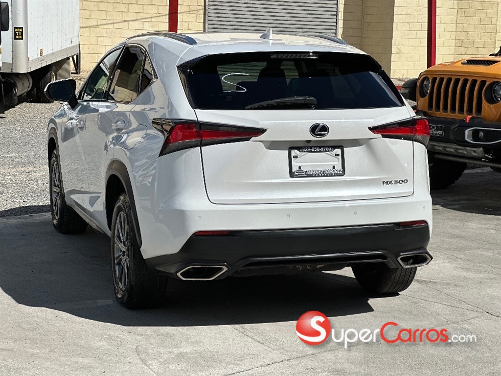 2019 Lexus NX 300 — foto 5 / 11