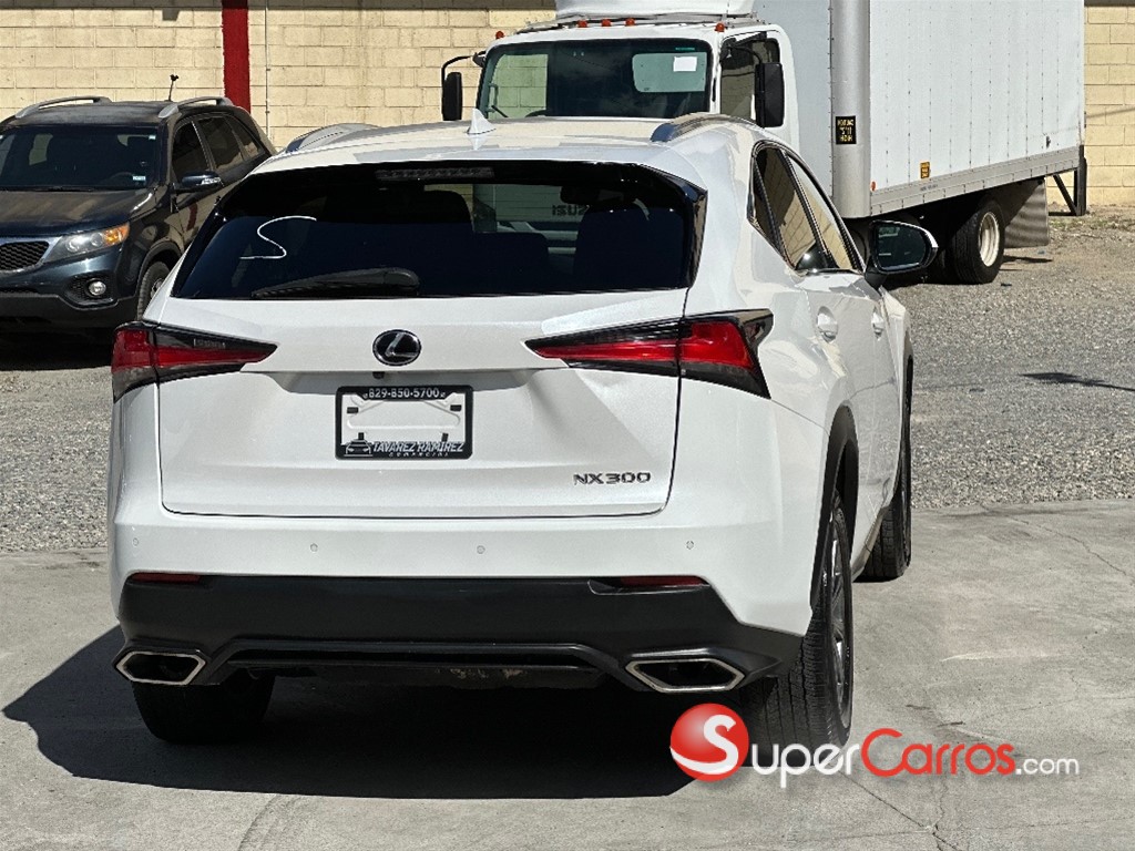 2019 Lexus NX 300 — foto 6 / 11