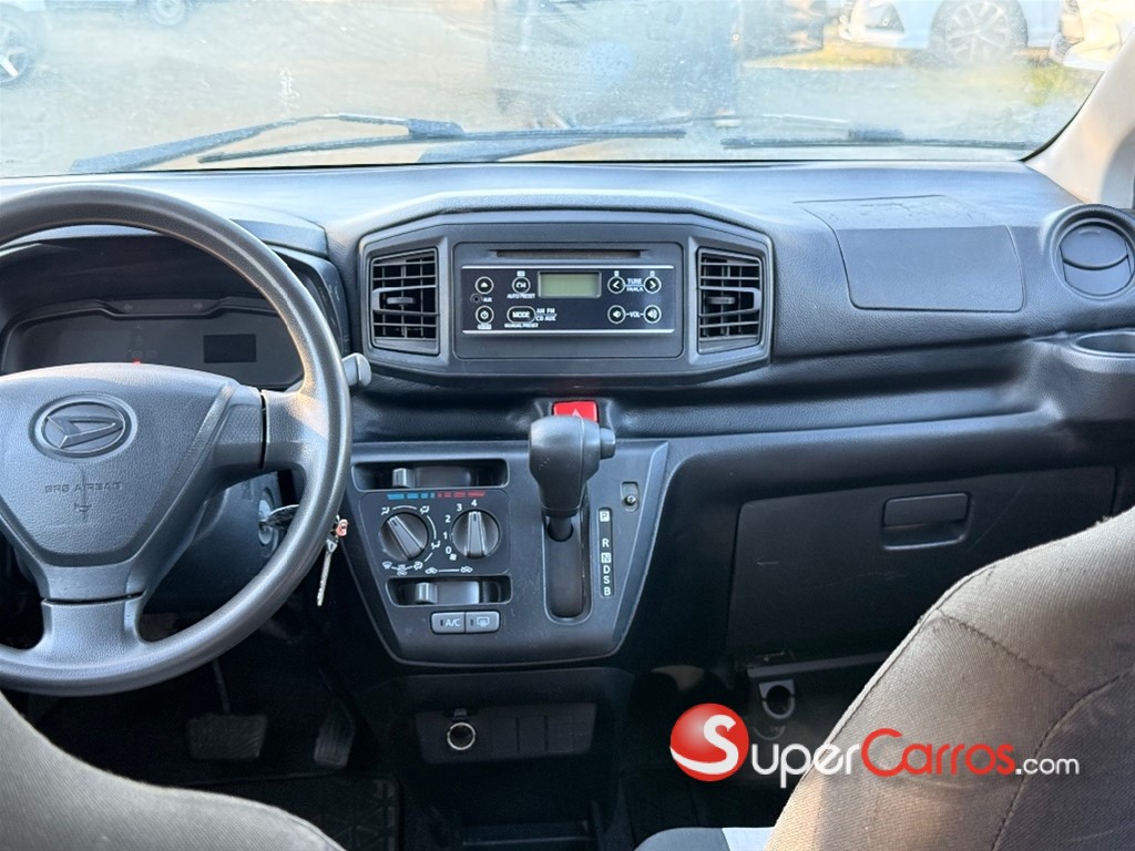 2020 Daihatsu Mira — foto 4 / 12