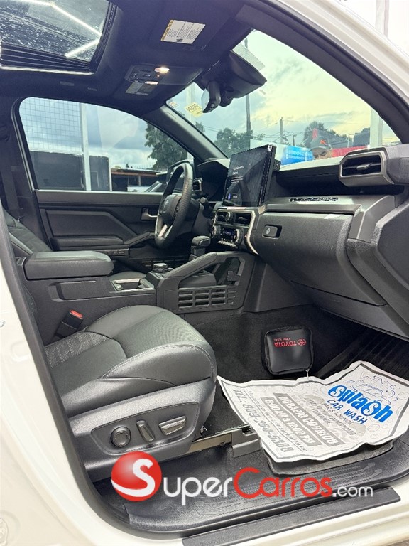 2024 Toyota Tacoma TRD SPORT — foto 7 / 12