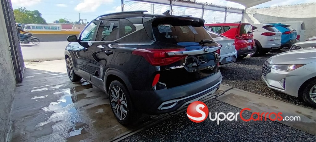 2021 Kia Seltos — foto 2 / 12