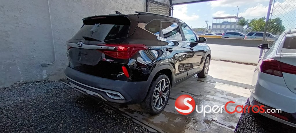 2021 Kia Seltos — foto 3 / 12