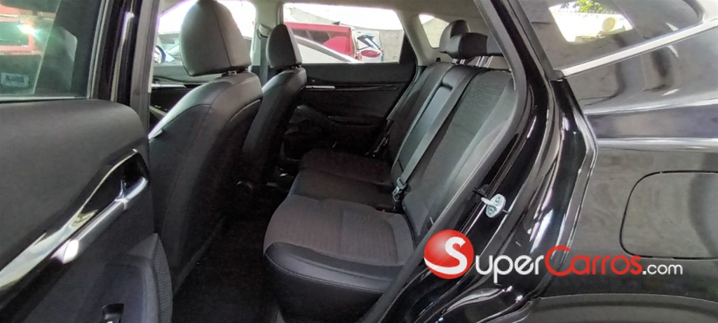 2021 Kia Seltos — foto 5 / 12