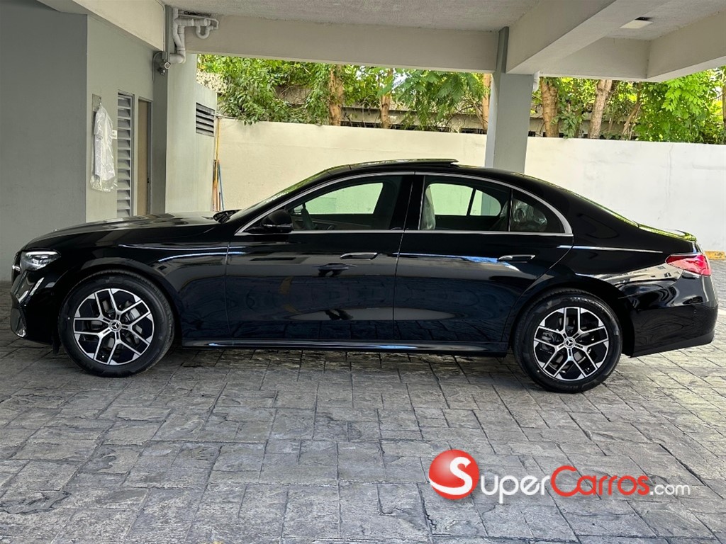 2026 Mercedes-Benz Clase E 300 Avantgarde — foto 4 / 10