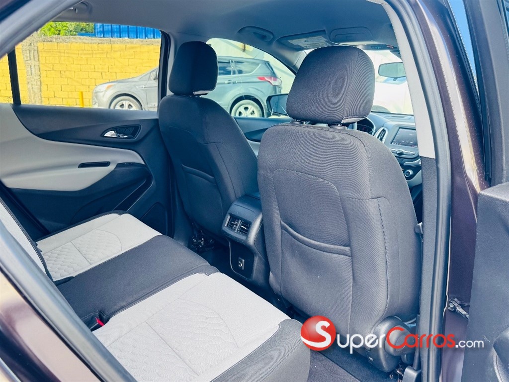 2020 Chevrolet Equinox LT — foto 11 / 12