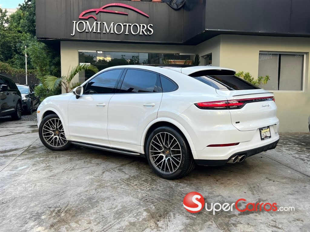 2020 Porsche Cayenne S — foto 6 / 10