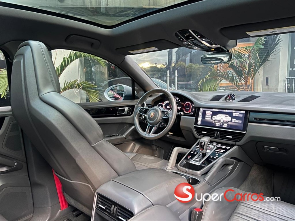 2020 Porsche Cayenne S — foto 8 / 10