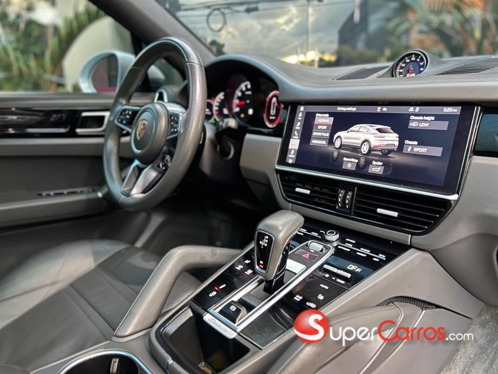 2020 Porsche Cayenne S — foto 9 / 10