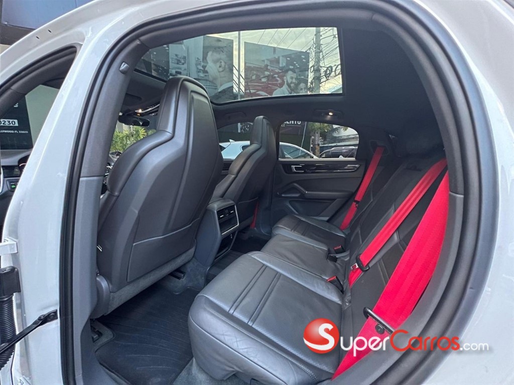 2020 Porsche Cayenne S — foto 10 / 10