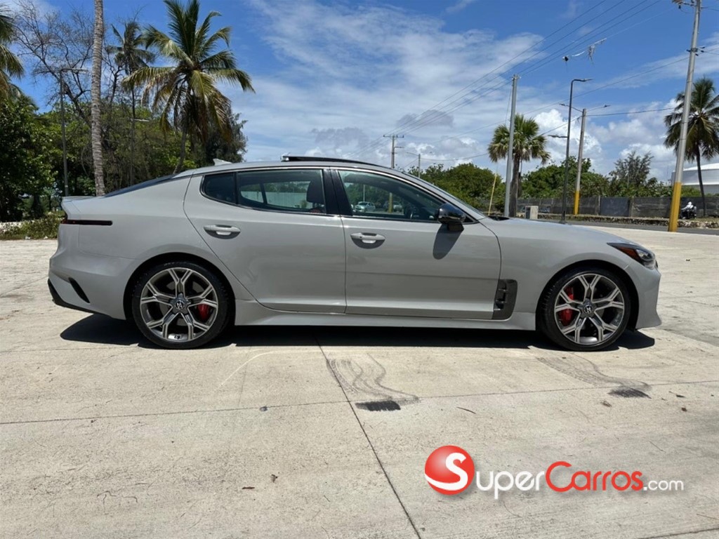 2019 Kia Stinger GT — foto 4 / 12