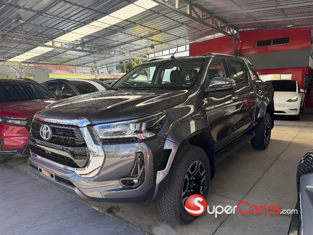 2025 Toyota Hilux WIDE TREAD — foto 3 / 10
