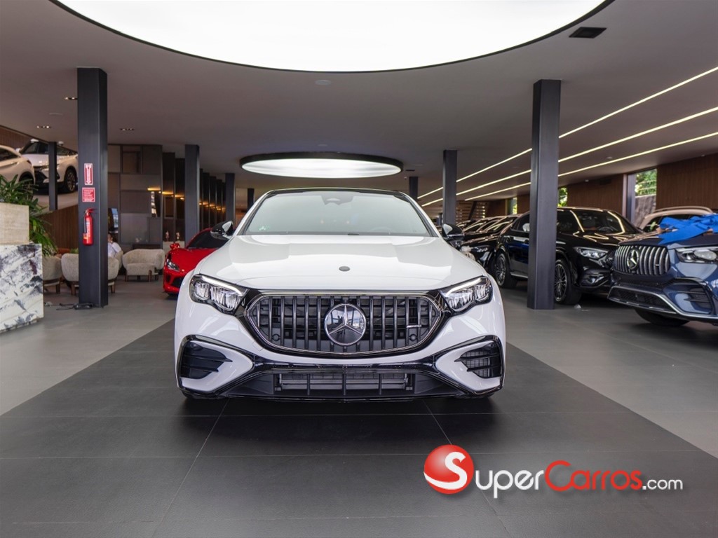 2026 Mercedes-Benz Clase E 53 AMG — foto 2 / 11