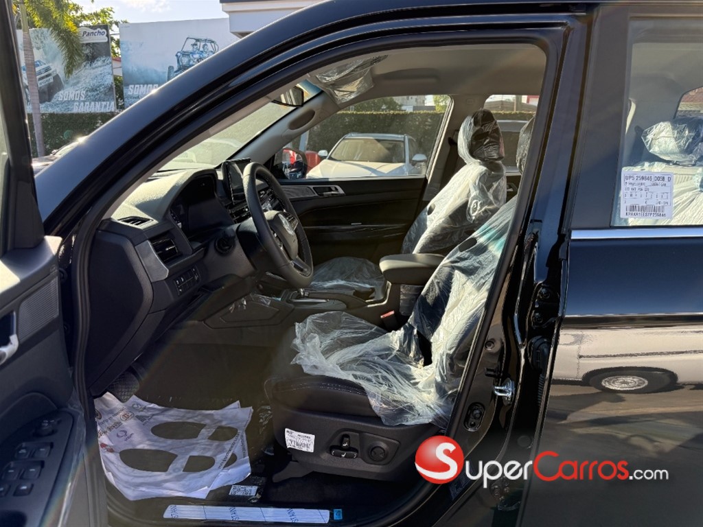 2026 KGM Musso LIMITED — foto 5 / 10