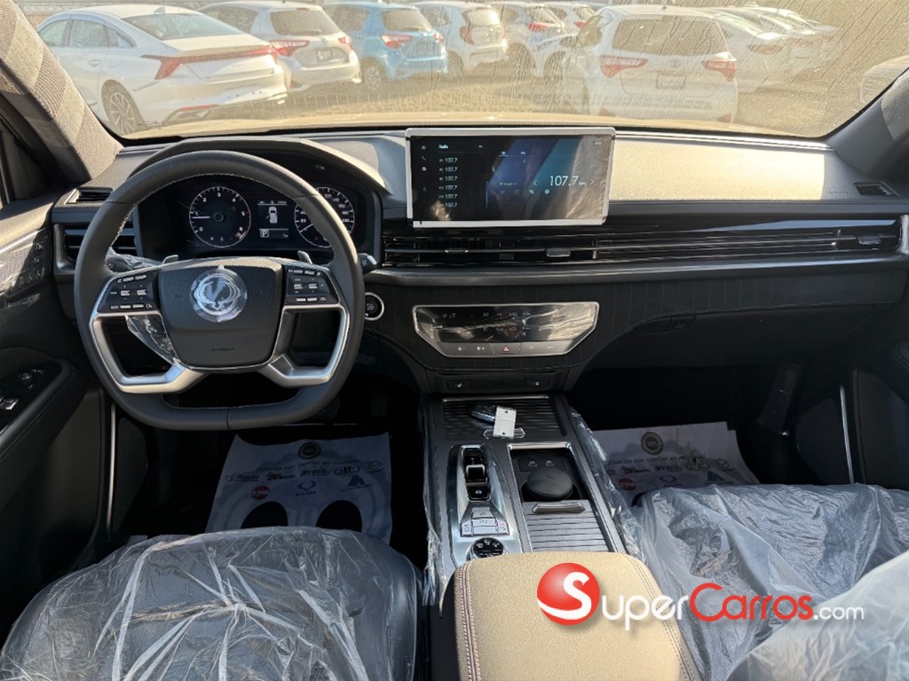 2026 KGM Rexton LIMITED — foto 9 / 11