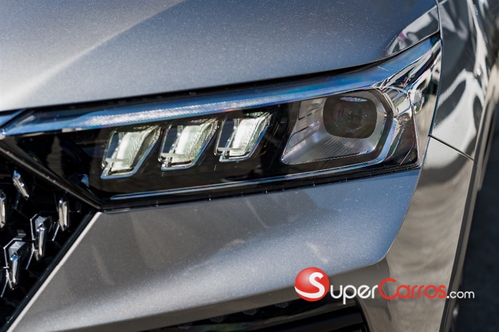 2026 Bestune T-77 Premium — foto 2 / 12