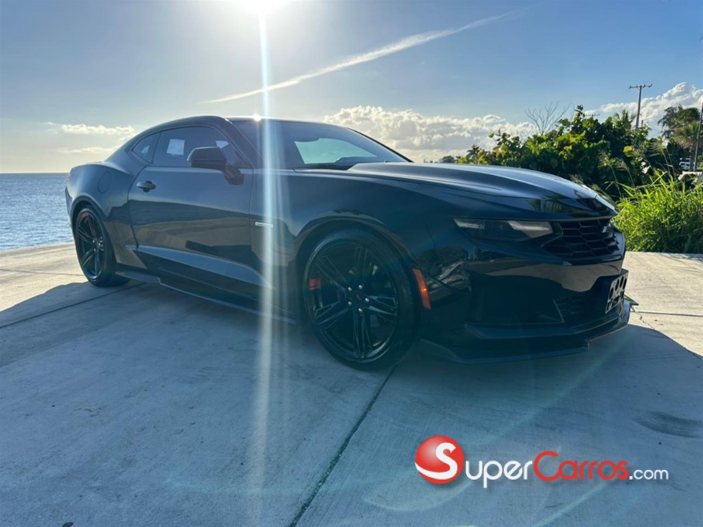 2020 Chevrolet Camaro LS — foto 2 / 12