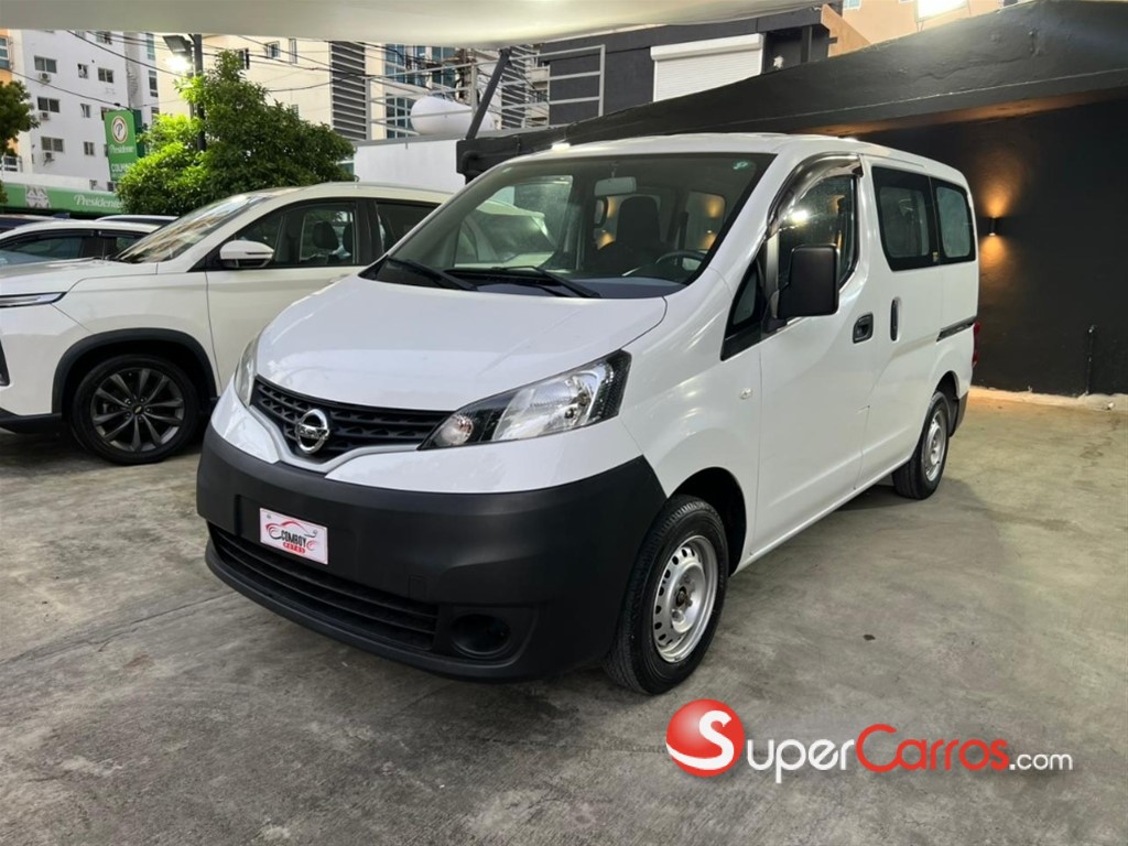 2020 Nissan NV 200 — foto 5 / 8
