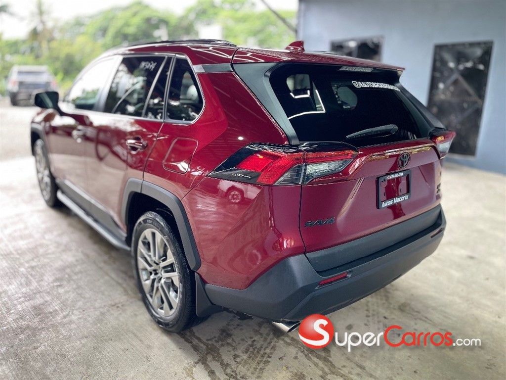 2020 Toyota RAV4 XLE Premium — foto 4 / 12